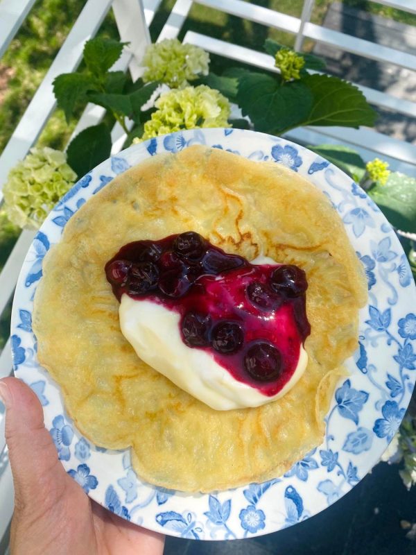 Naleśniki jogurtowo-budyniowe bez mleka, bez jajek, bez soi, wegańskie